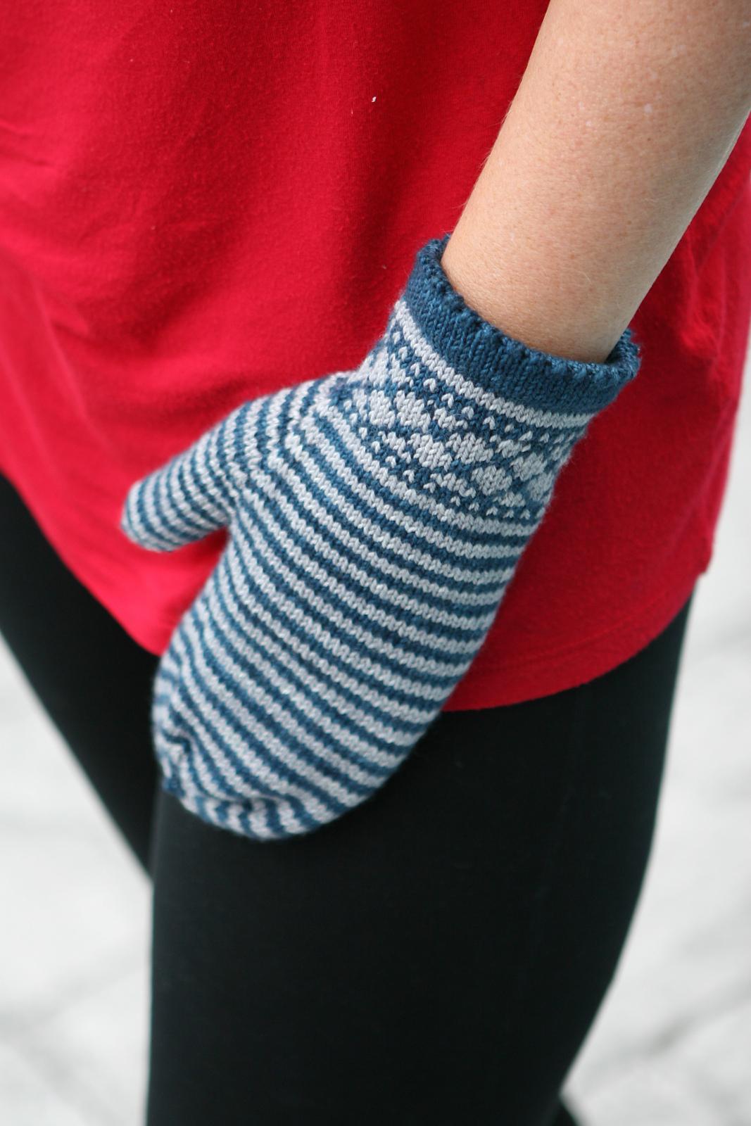 Gracewood Mittens