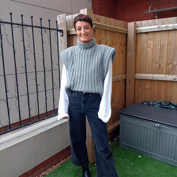 Boxy sweater vest