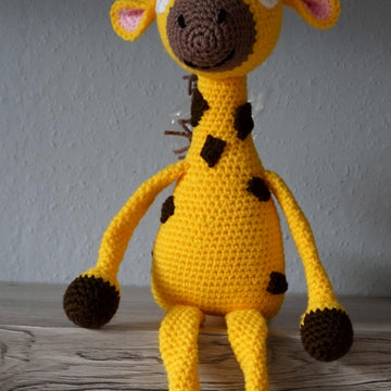 Häkelanleitung für die Schlenker Giraffe Jerry!