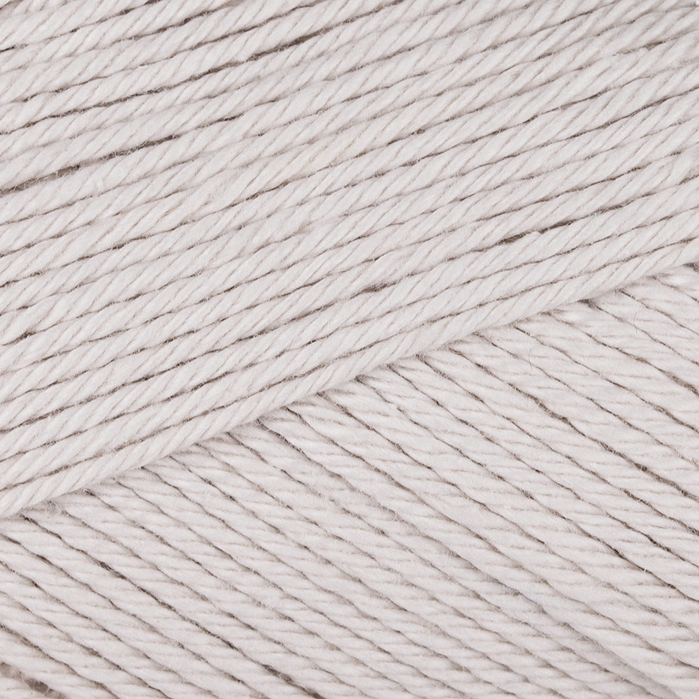 Yarn and Colors Must-Have