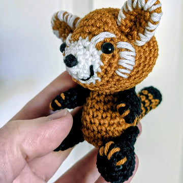 Red Panda Amigurumi