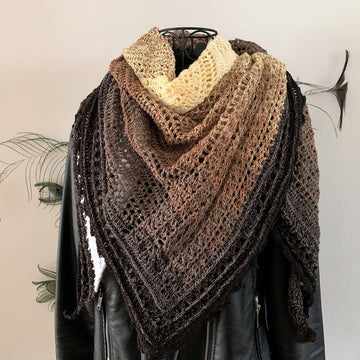Triangular Scarf "Thyia"