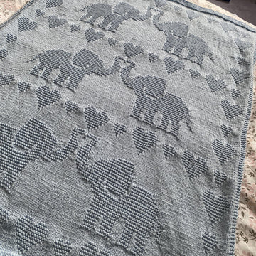 Loved up Elephants Blanket