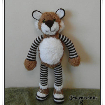 Liger in boots