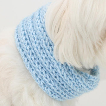 P03 Knit Dog Cowl