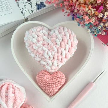 Crochet hearts plush Amigurumi pattern keyring Crochet car hanger Bag charm