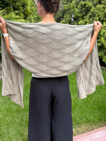 Yin Yarn Shawl