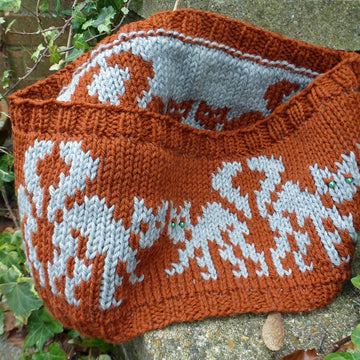Prowling Cats Cowl