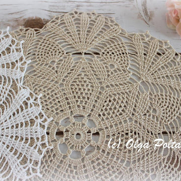 Pineapple Bouquet Doily