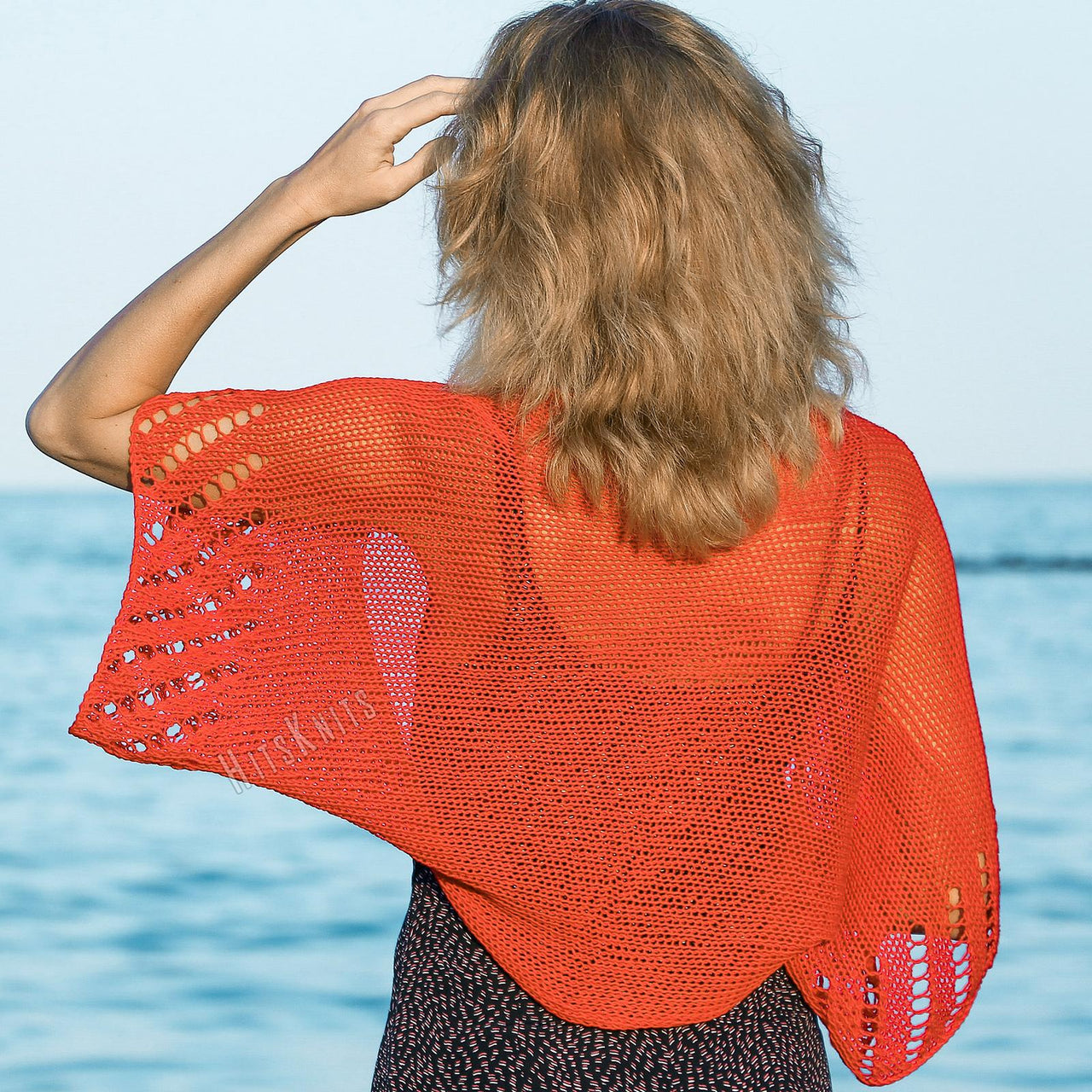 Geometric Crop Cradigan