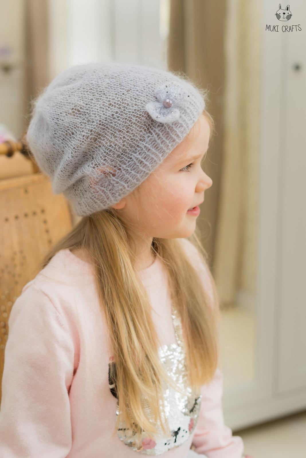 Iris hat