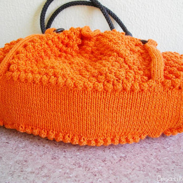 Funky bobbles shoulder bag