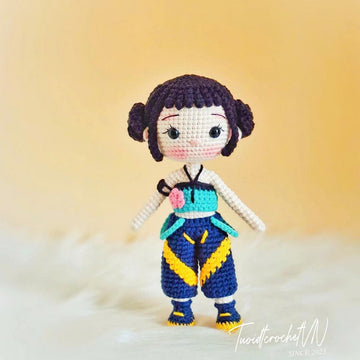 Zoey Doll (Demon Hunters)