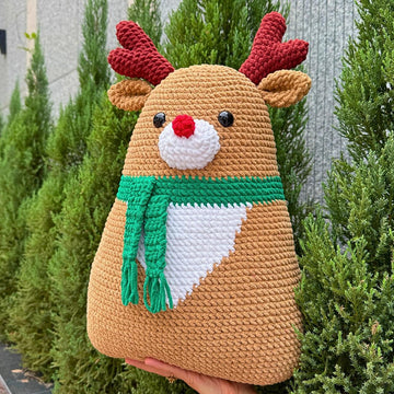 Christmas Pillow Reindeer