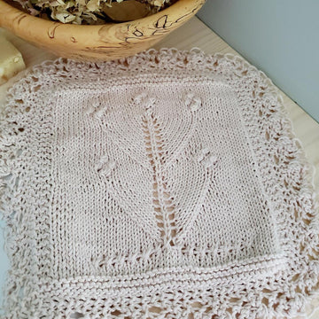 Yarrow Cotton Lace Face Cloth