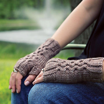 Ripple Effect Fingerless Glove Pattern