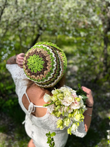 Pistachio hat