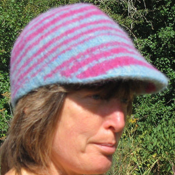 Skybluepink peaked felted cap