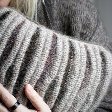 WAVES Cushion