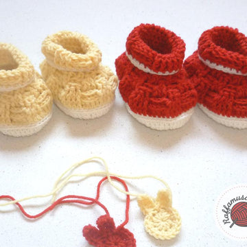 Basketweave Baby Booties