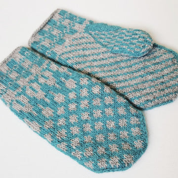 Air Mail Mittens