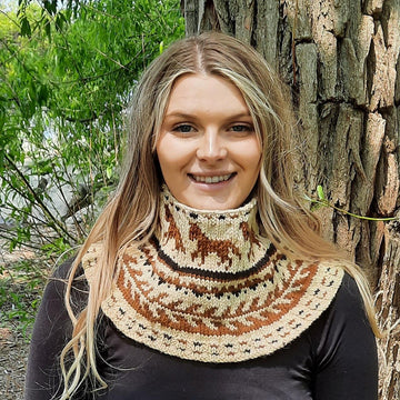 Lucyle NECK WARMER