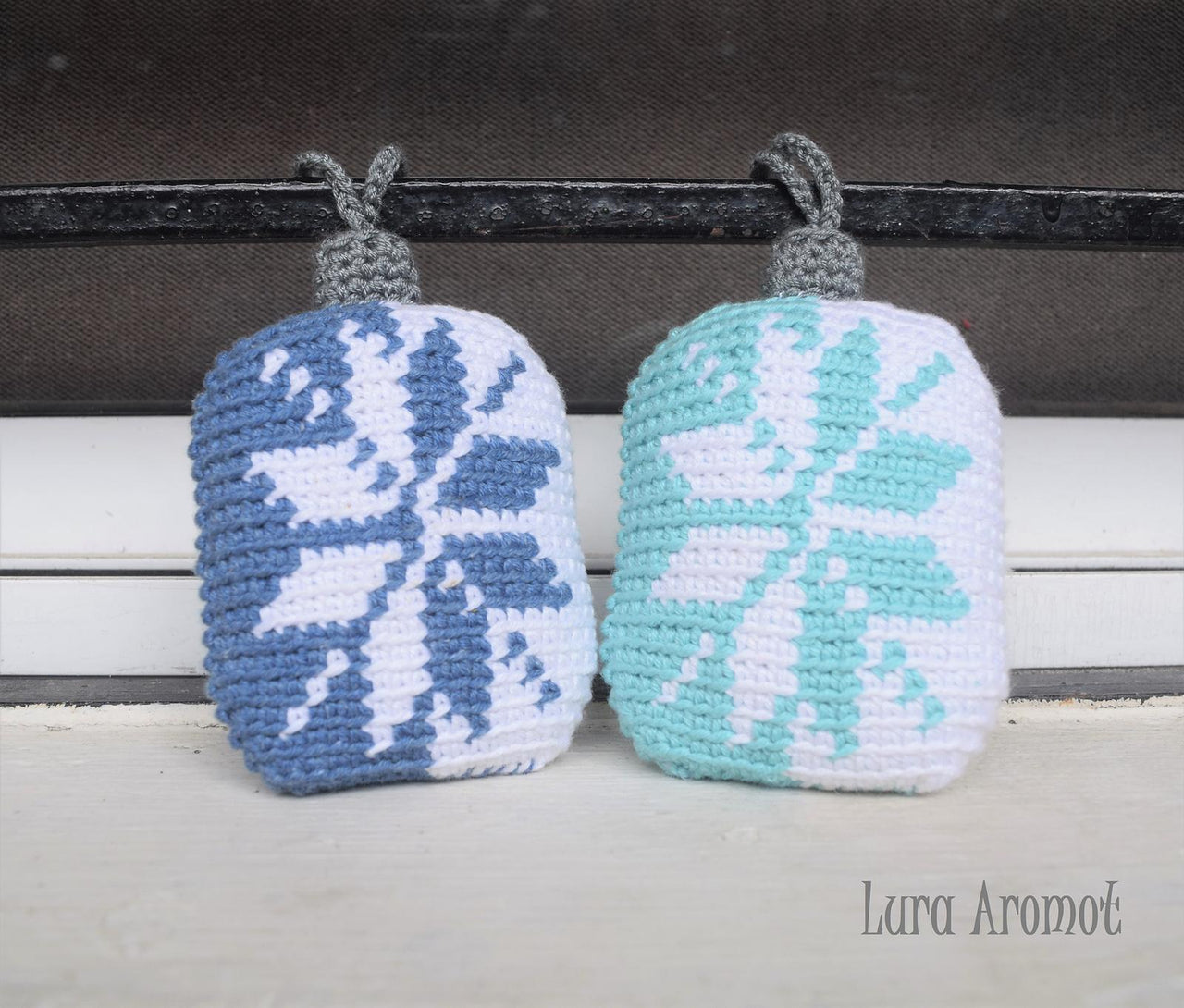 Christmas Snow ornament