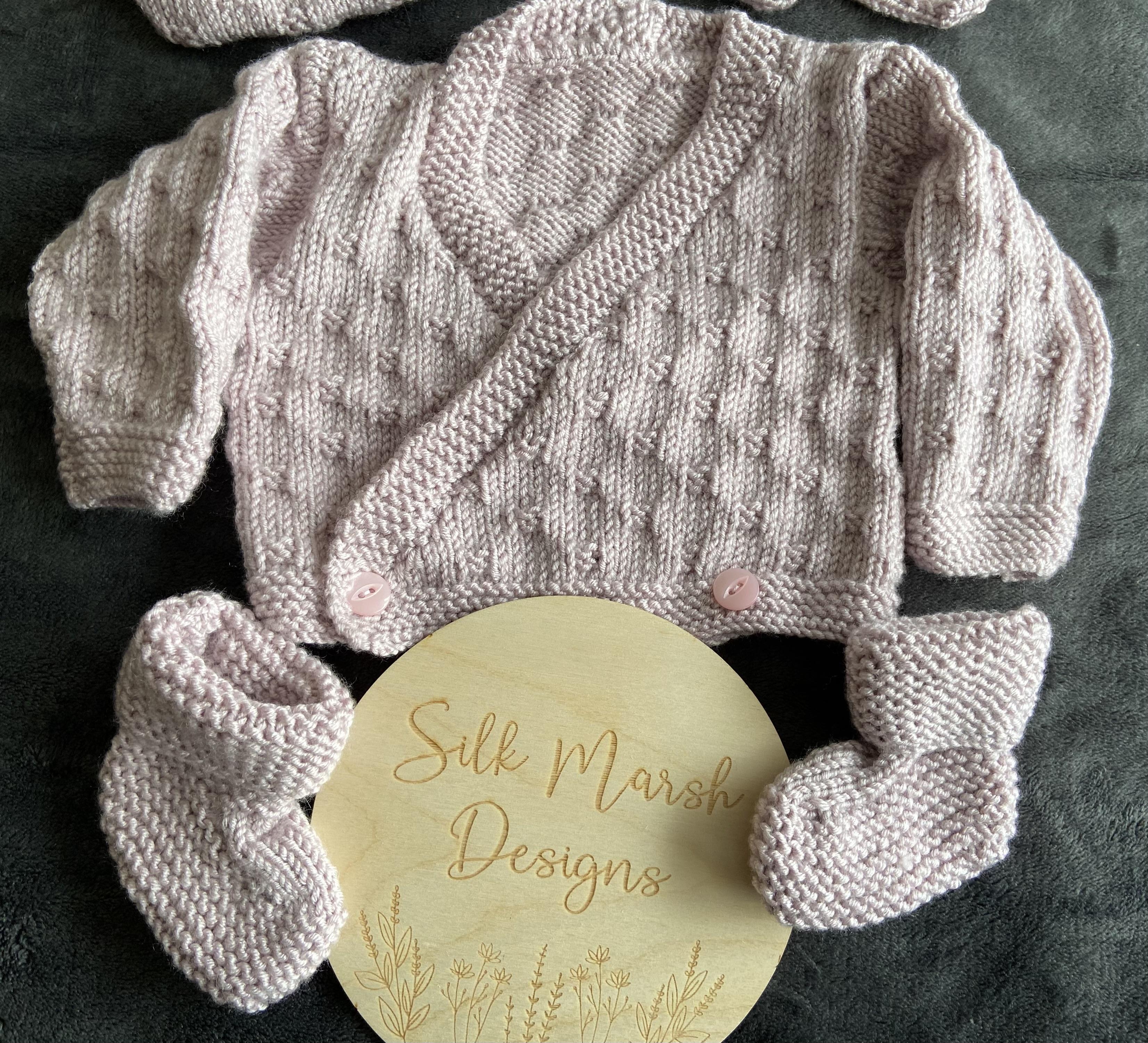 Wren Baby Set Knitting Pattern Premature-12 months approx