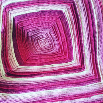 Sweet Valentine Throw