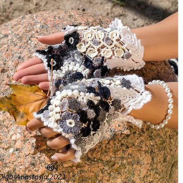 Autumn  Gloves