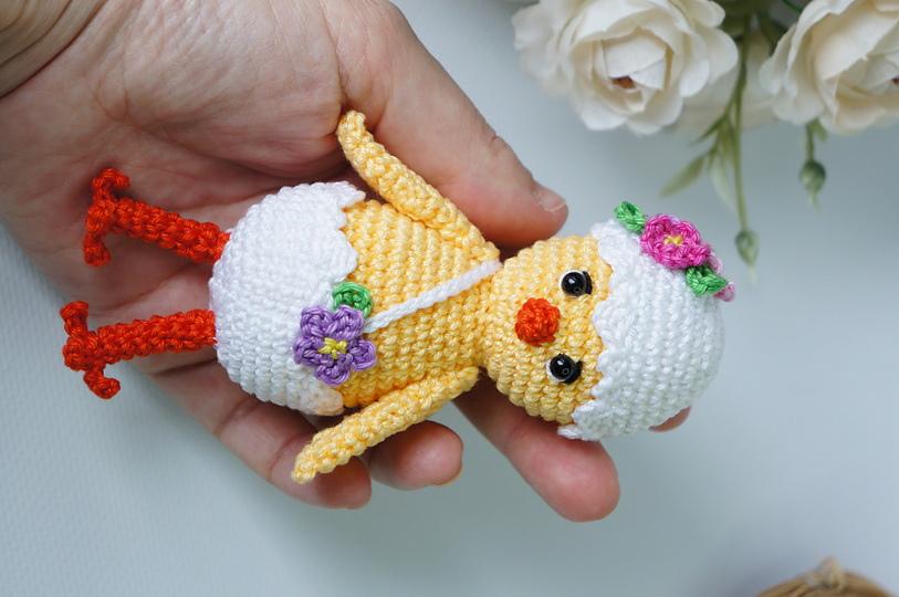 Crochet Easter Chicken