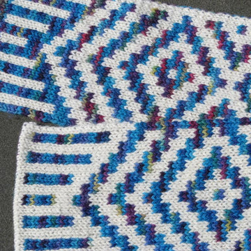 Doubly Delicious Scarves 561