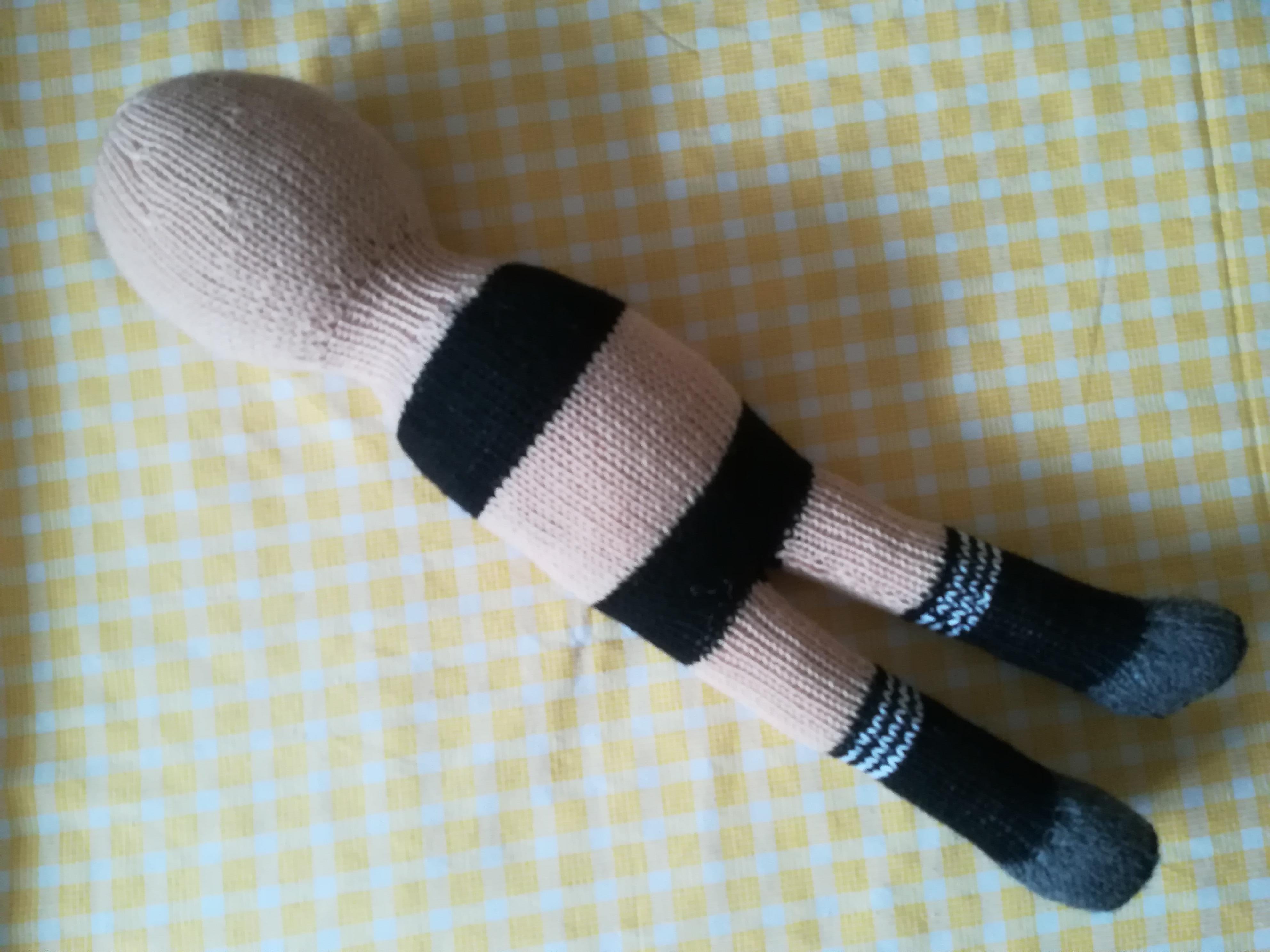Toy knitting patterns, Wednesday doll