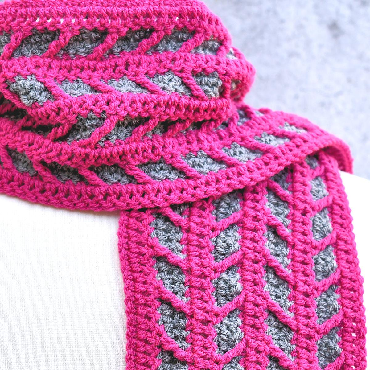 Treads Scarf