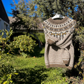 UHU Eagle-Owl Icelandic Lopapeysa Sweater