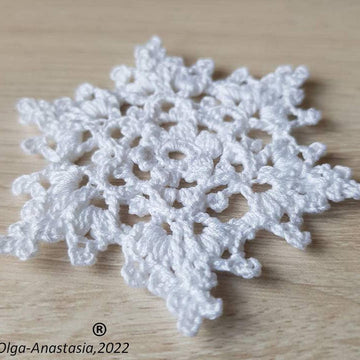 Lace snowflake 12