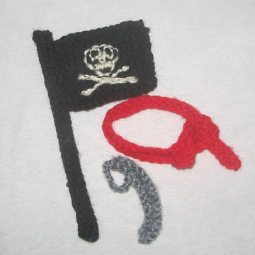 Toy Parrot – with pirate accessories