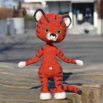 Crochet Pattern: Little Tigre toy PDF,