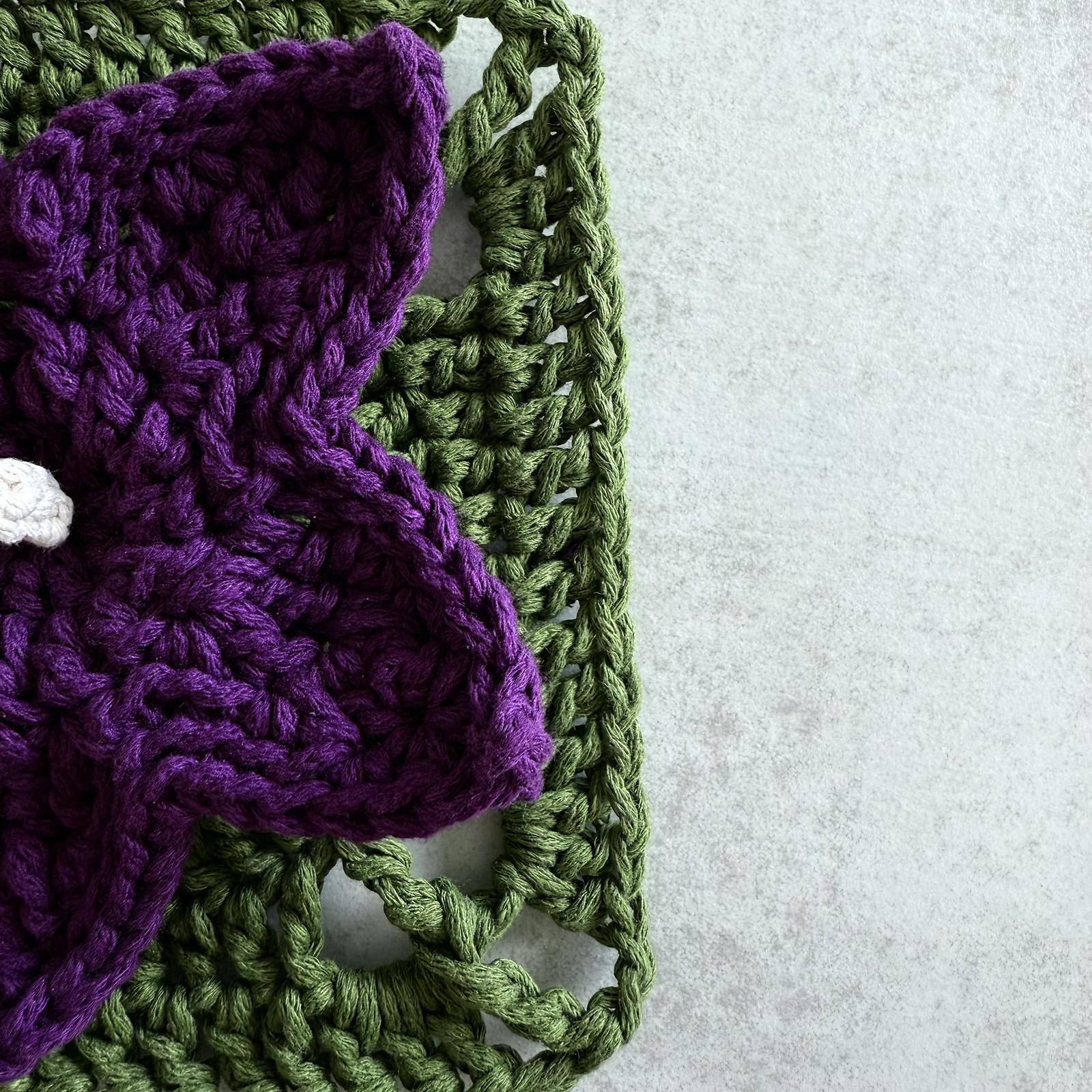 Balloon Flower Granny Square