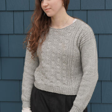Circle Line Pullover