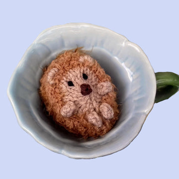 Hedge-HUG - Creme Egg Cover