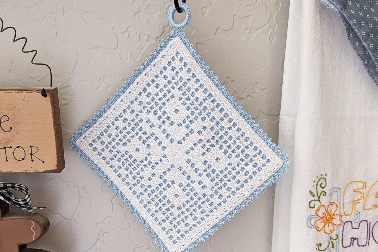 Filet Snowflake Potholder
