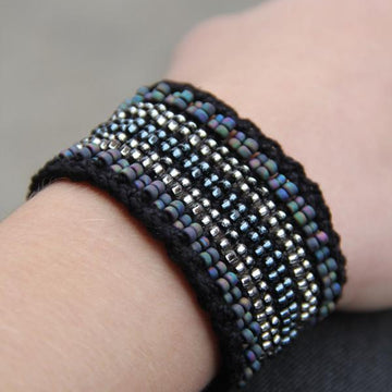 Stereo Cuff
