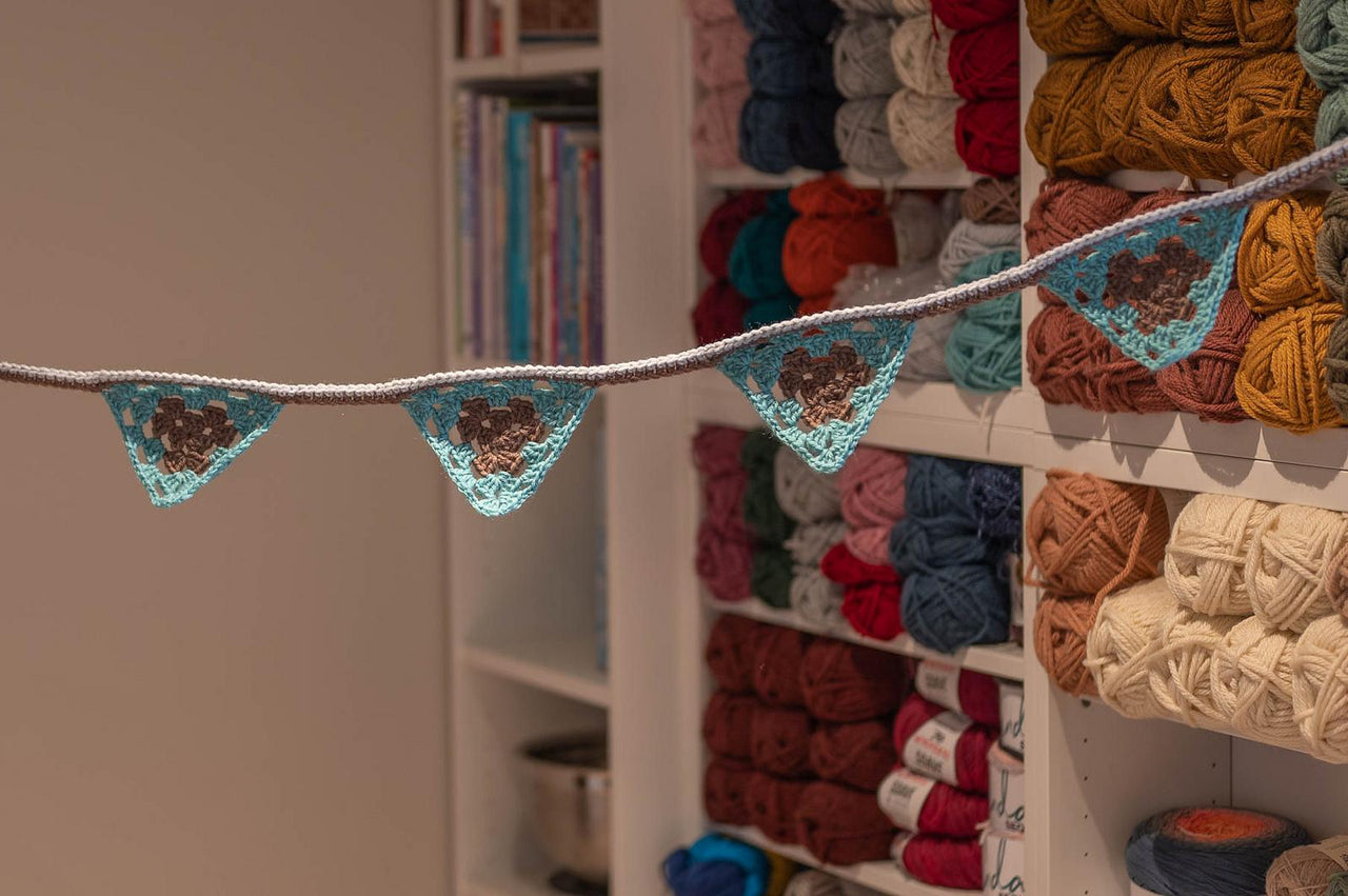 Triangle Granny Square Garland