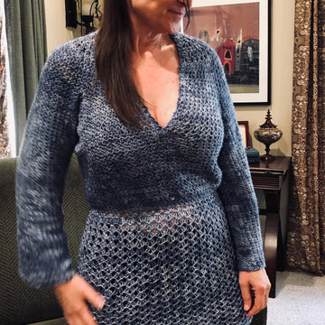 V-NECK SILK PULLOVER