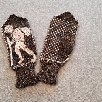 The Hiker Mittens