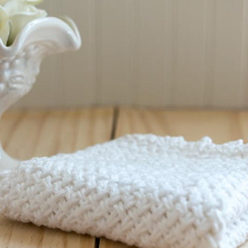 Diagonal Basket Weave Washcloth with Picot Edge