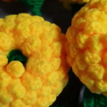 Crochet Marigold flowers