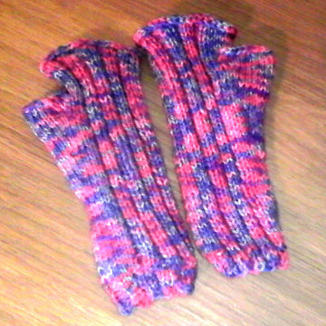 Fairy Ladders Childrens DK Fingerless Gloves