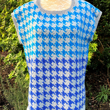 Riva - Houndstooth Top